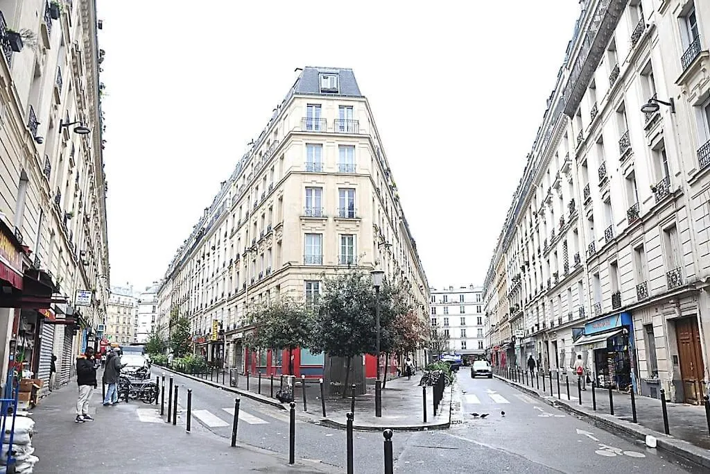 Votre Pied-A-Terre Ideal A Montmartre ! باريس فرنسا